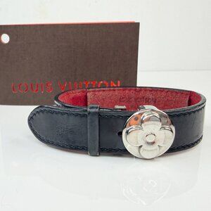Vintage Louis Vuitton Monogram Leather Flower Clasp Bracelet France GS763